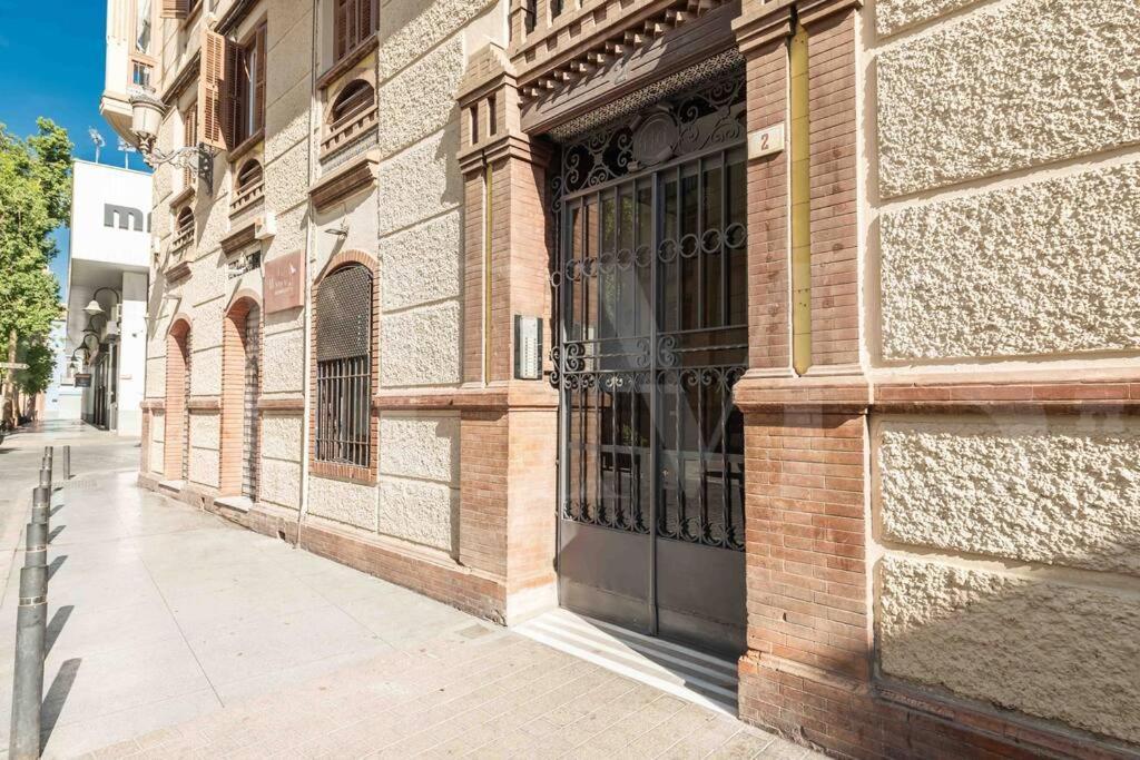 Modern Apartment Next To The Cervantes Theatre By Rems Malaga Exterior photo