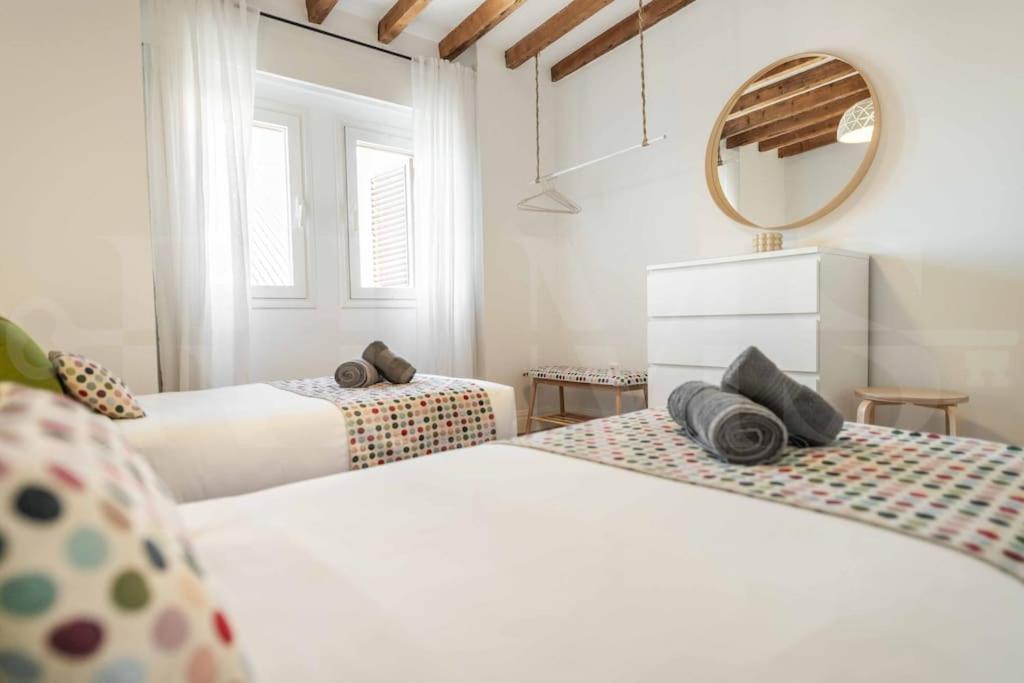 Modern Apartment Next To The Cervantes Theatre By Rems Malaga Exterior photo
